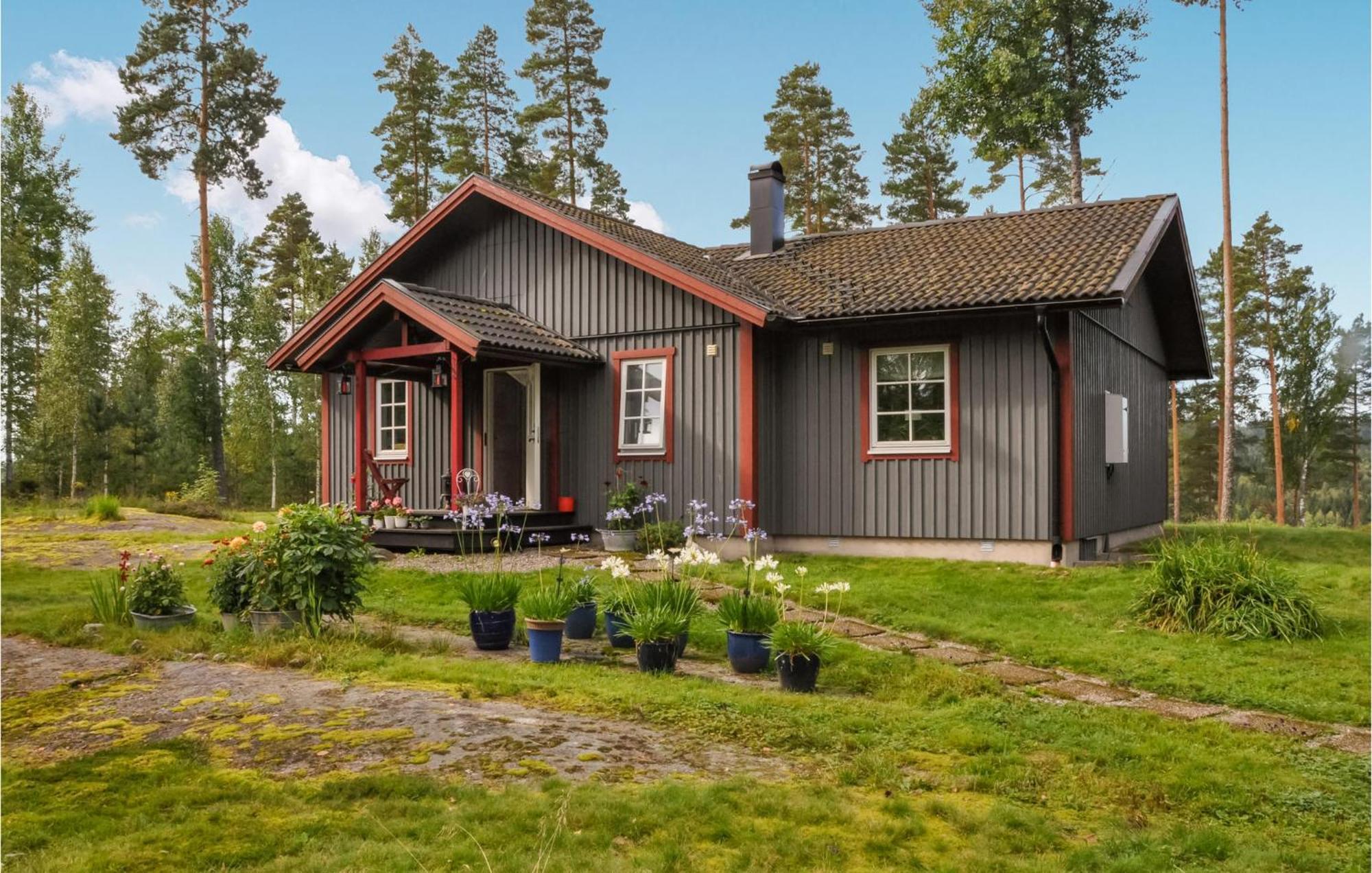 Nice Home In Gunnarskog With Lake View Dış mekan fotoğraf